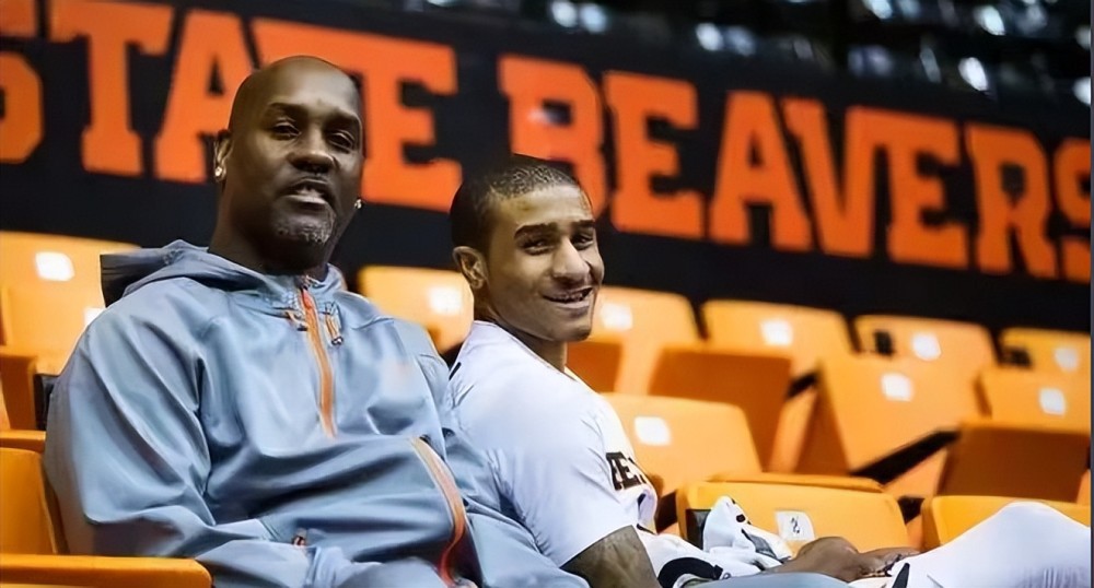 运动员们不 运动员们不