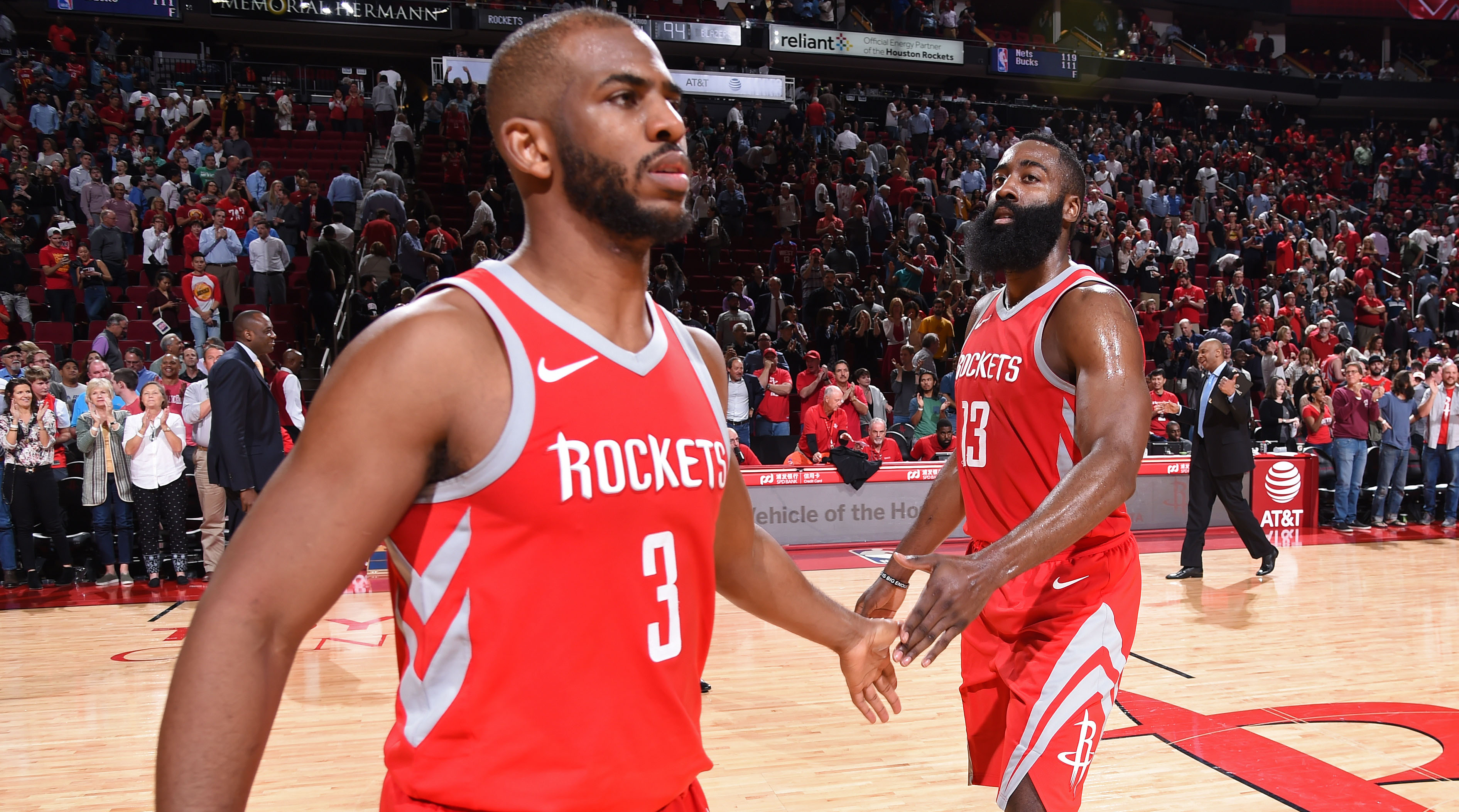 同时具备一 同时具备一