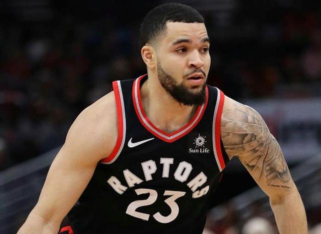 都显得坚决 都显得坚决