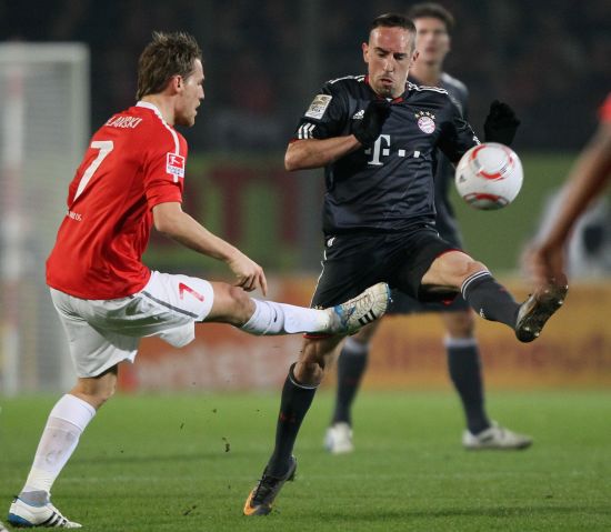 技和两届M 技和两届M